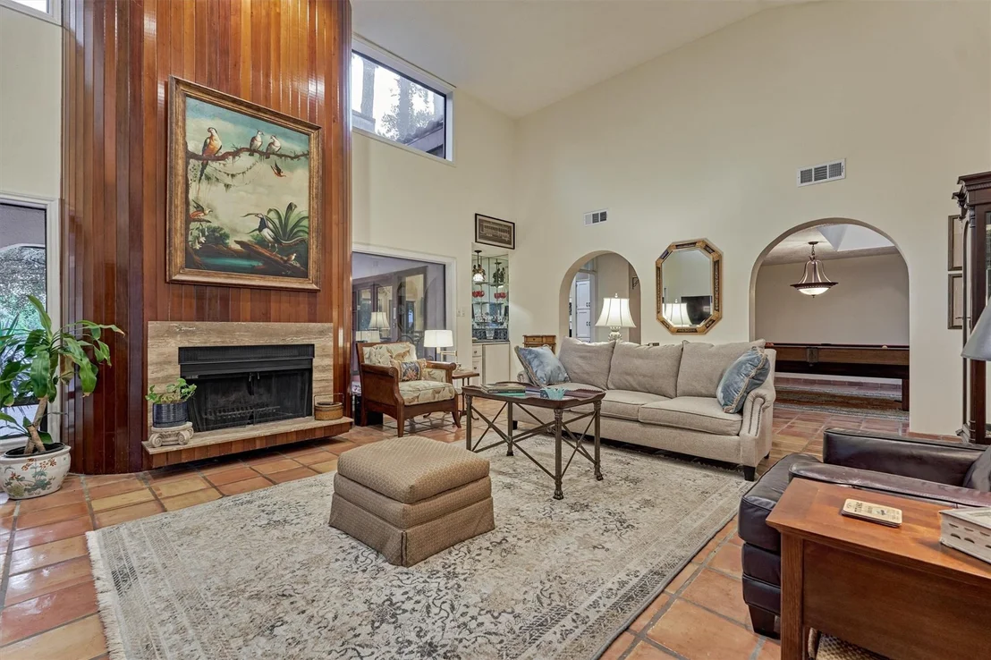 Photo of 1113 River Road