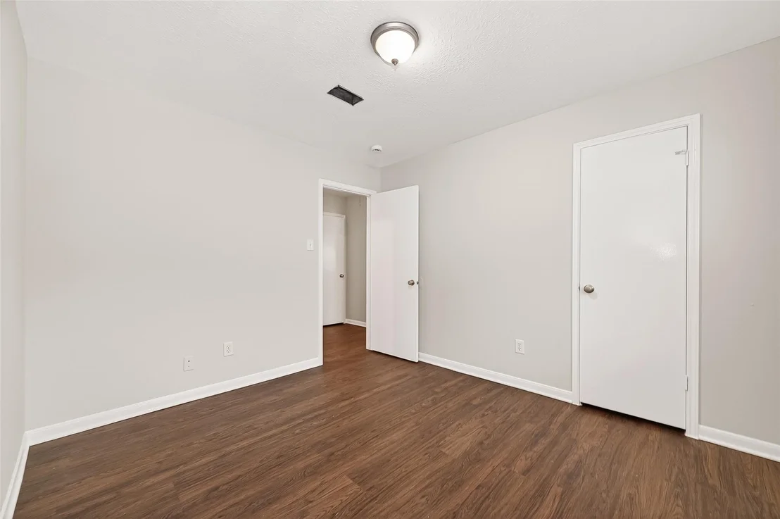 Photo of 28811 Stapleford Street