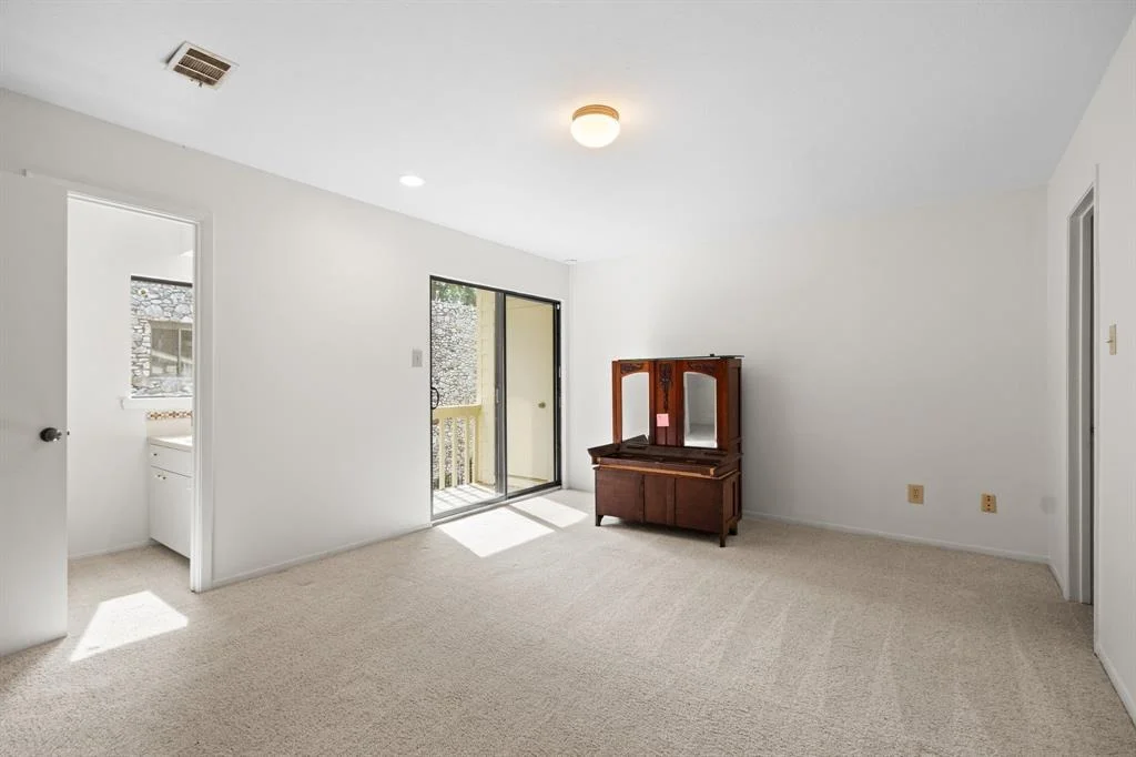 Photo of 3023 Willowbend Road