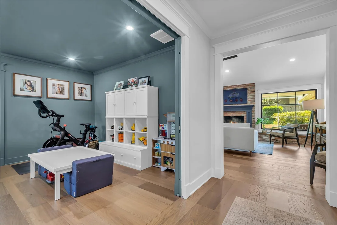 Photo of 606 Hallie Drive