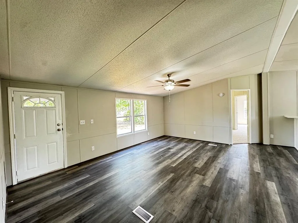 Photo of 18840 Azure Lane