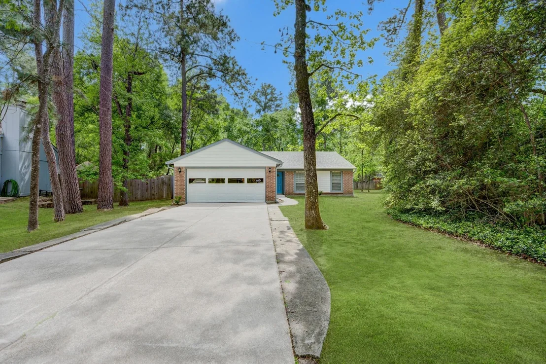 Photo of 34 N Circlewood Glen