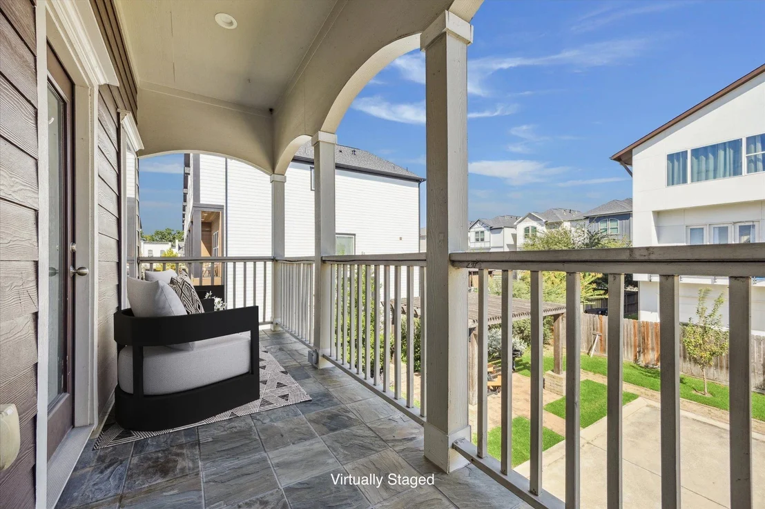 Photo of 3717 Oakroc Grv
