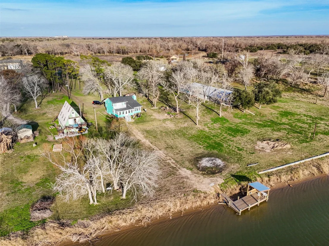Photo of 414 County Road 243