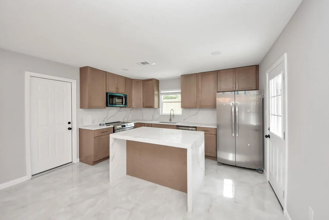 Photo of 1503 Locklaine Drive