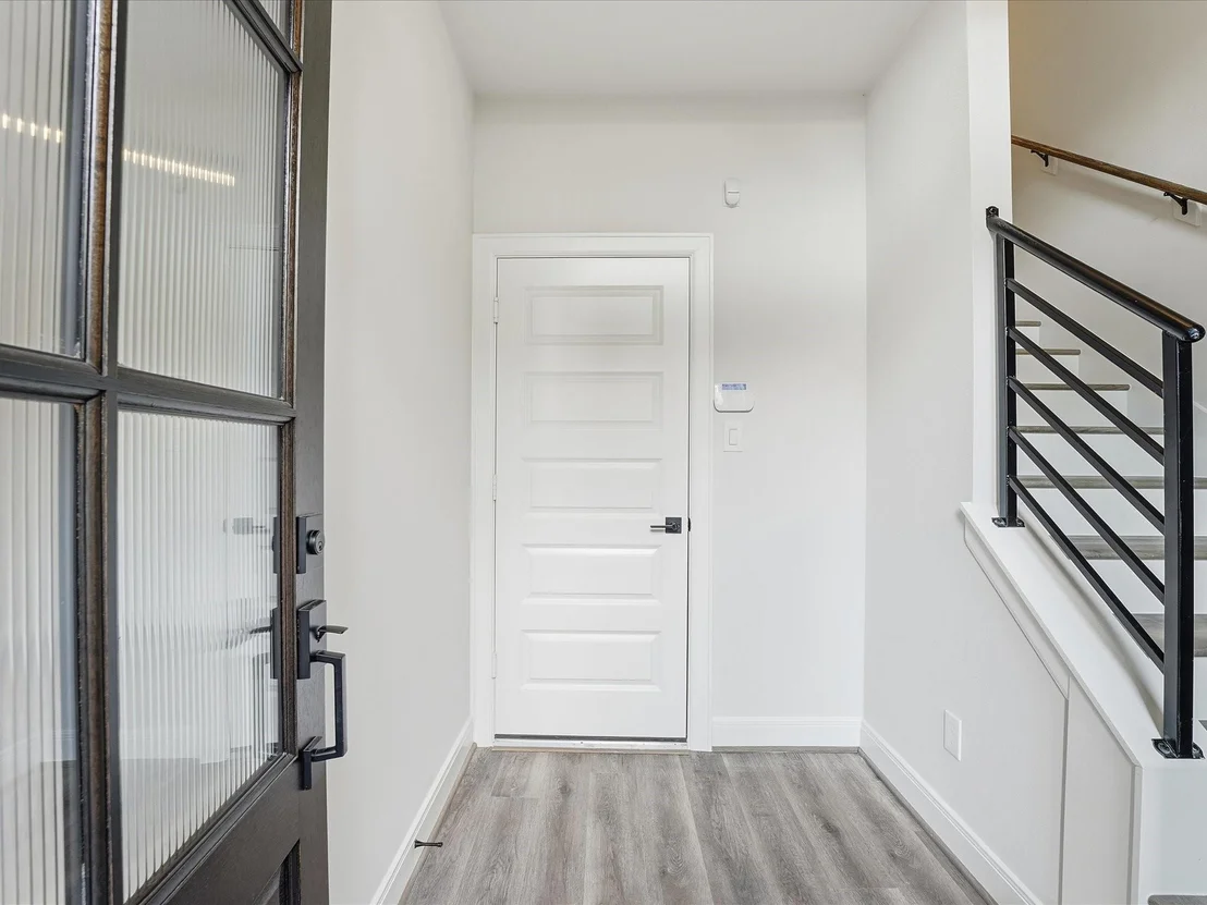 Photo of 9211 Fort George Street