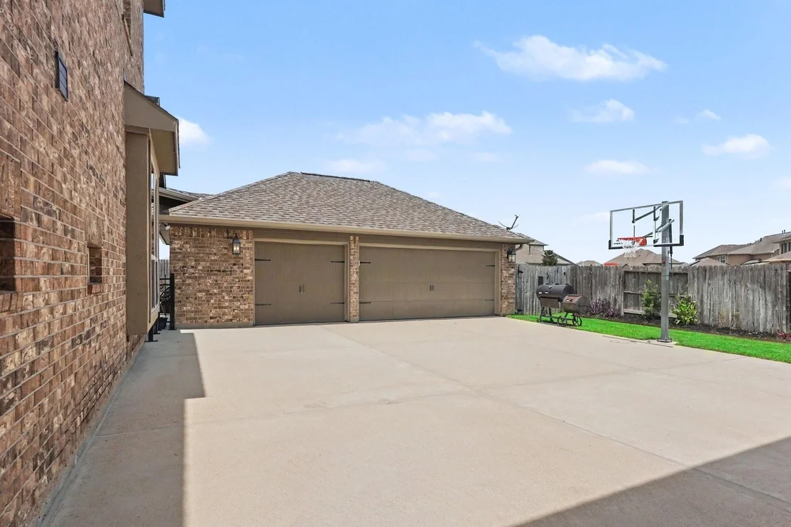 Photo of 16403 Baston Creek Drive