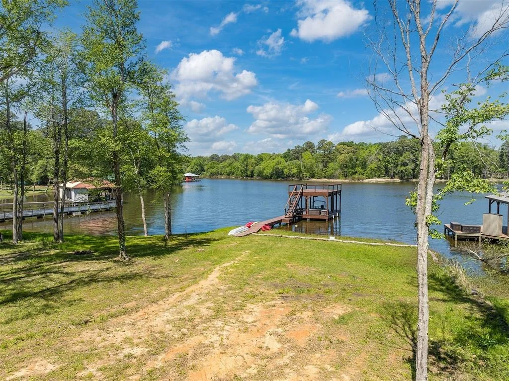 Photo of 21425 Stevenson Road