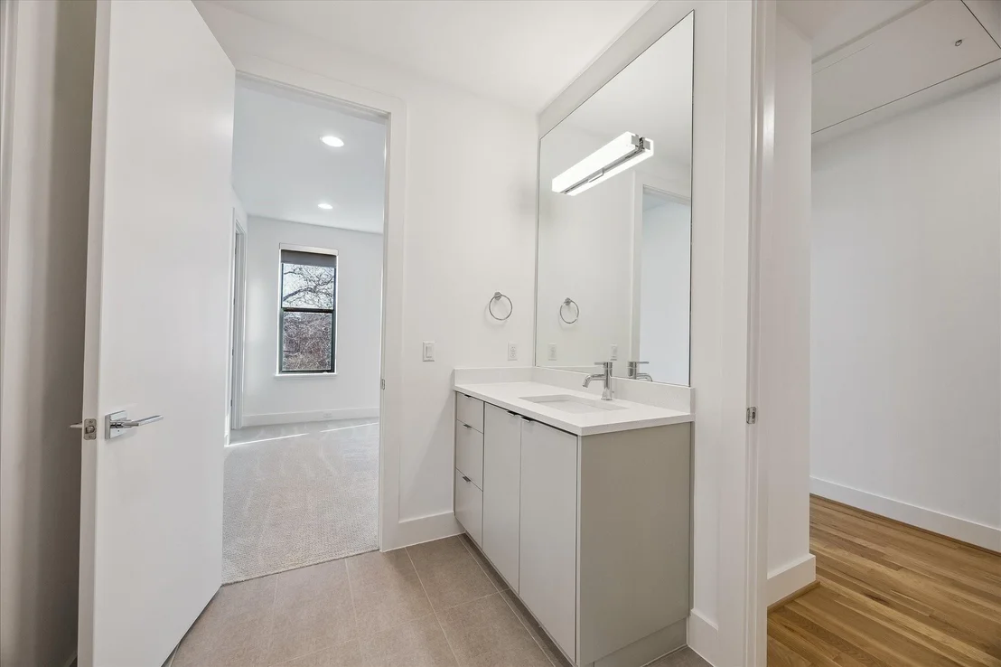 Photo of 2147 Harold Street