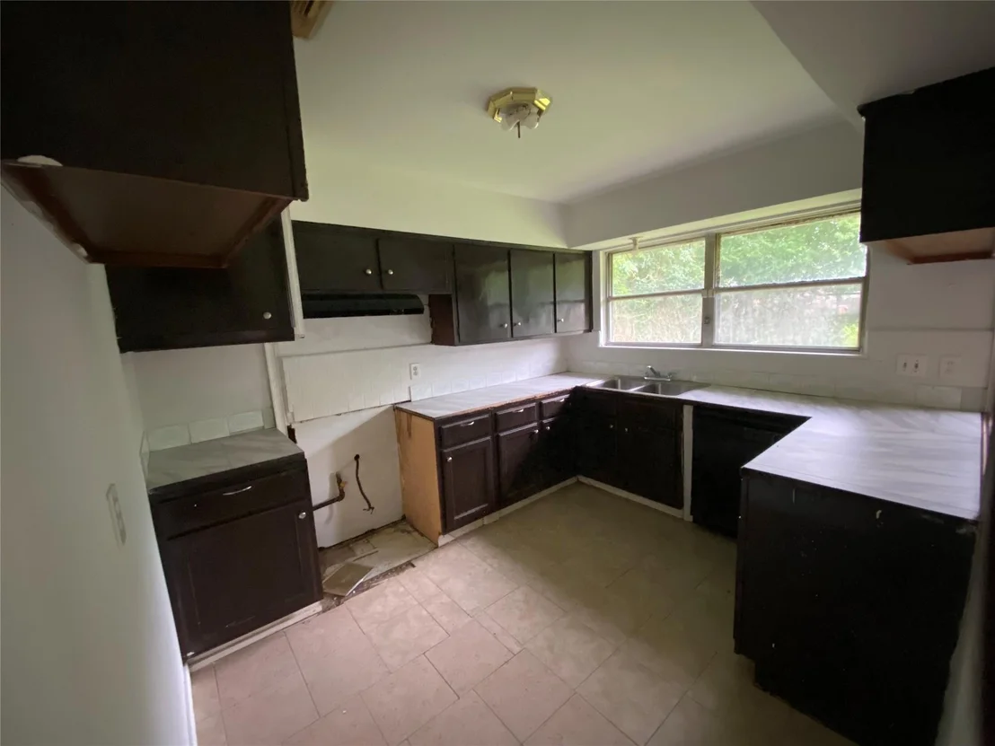 Photo of 5711 Thrush Drive