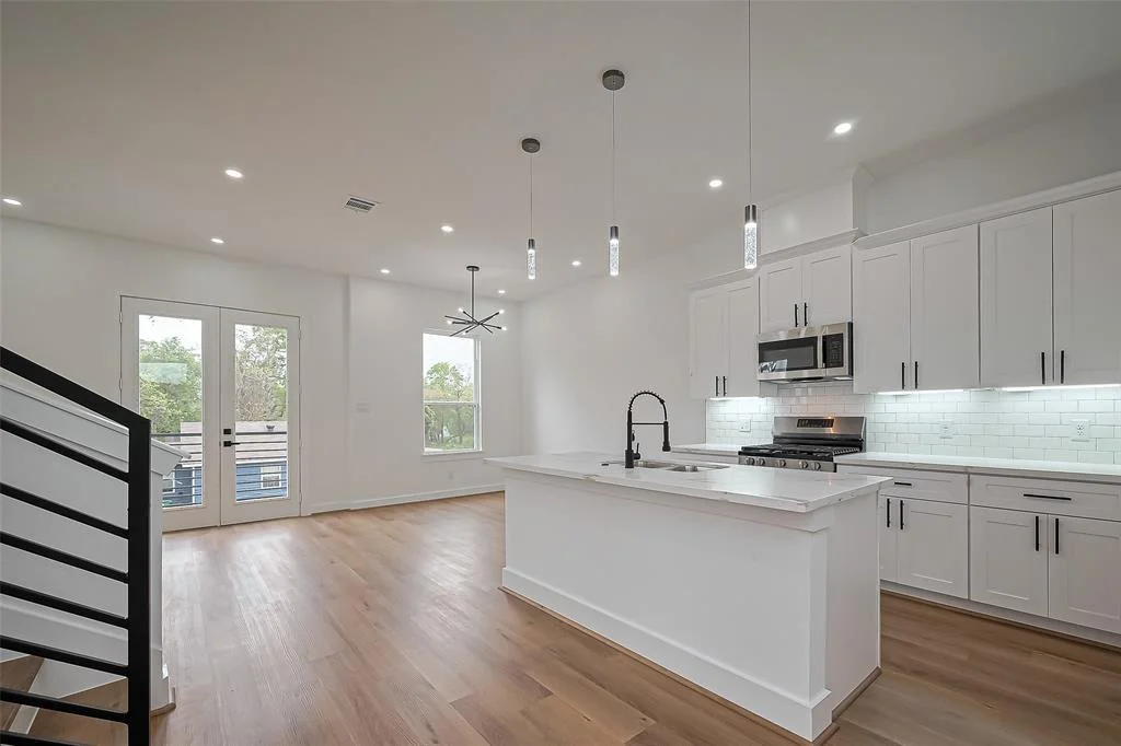 Photo of 6907 Saint Augustine Street
