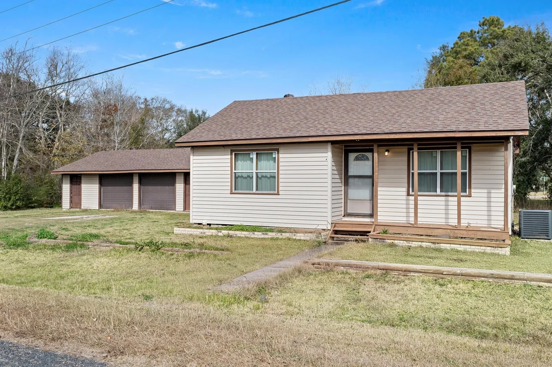 Photo of 606 Avenue A