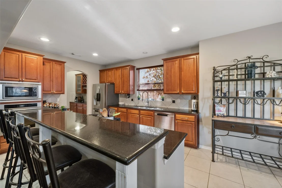 Photo of 15911 Hermitage Oaks Drive