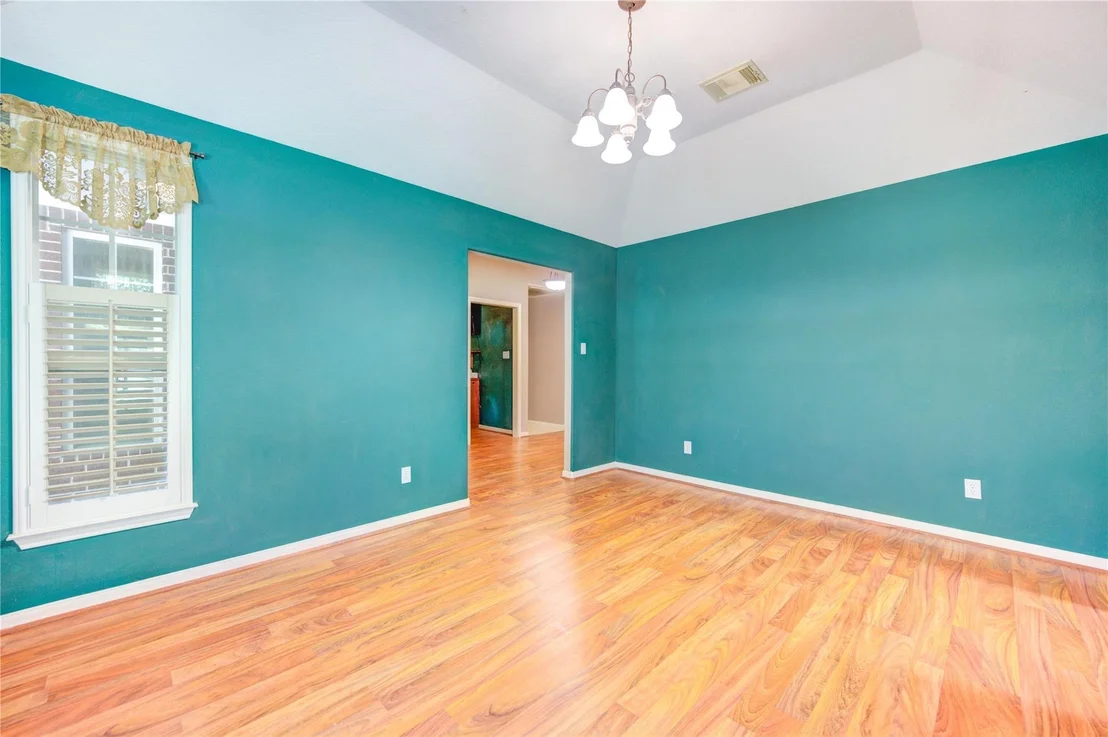 Photo of 391 Skipper Lane