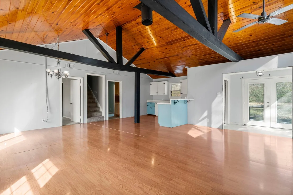 Photo of 2292 Rolling Hills Road