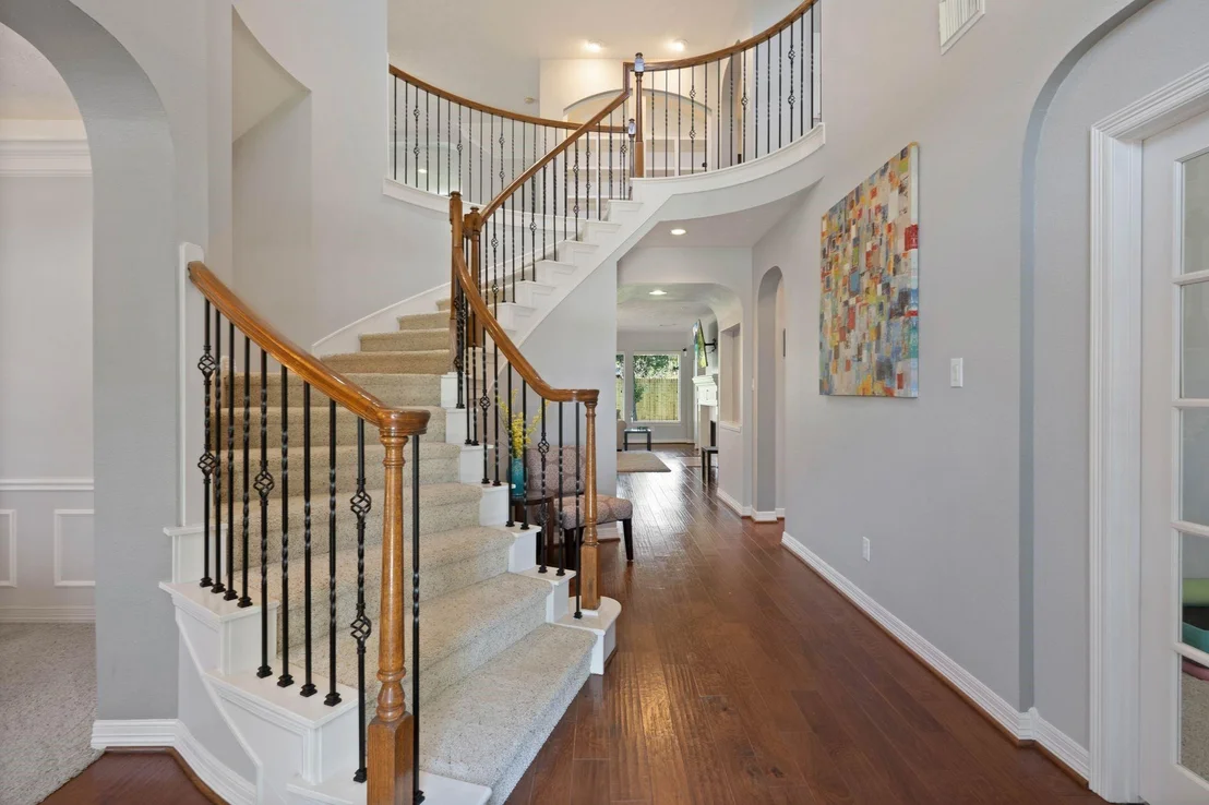 Photo of 9050 Forest Cliff Court