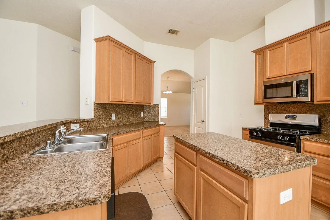 Photo of 24515 Colonial Birch Lane