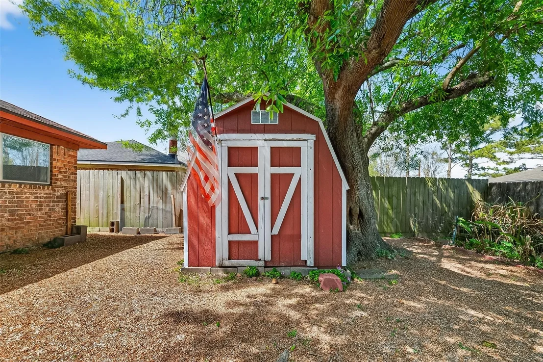 Photo of 302 Windward Drive