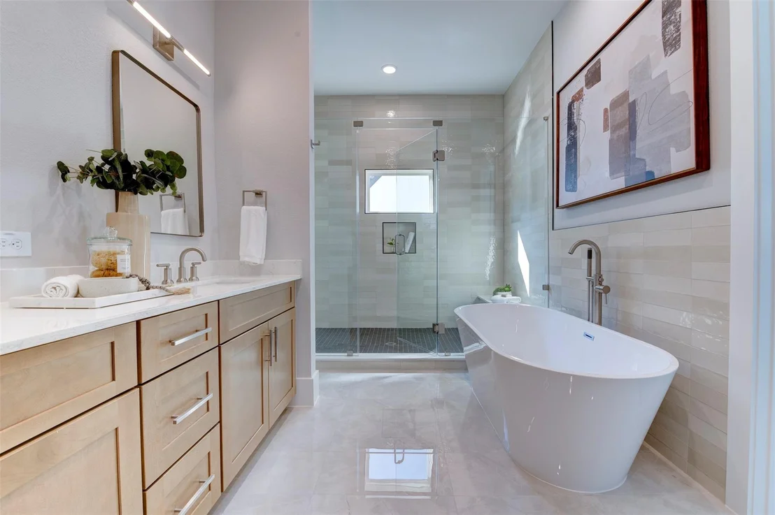 Photo of 5126 Rosslyn Road