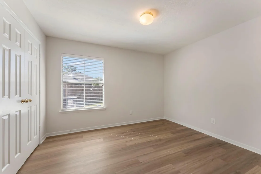 Photo of 19106 Poplar Trails Lane