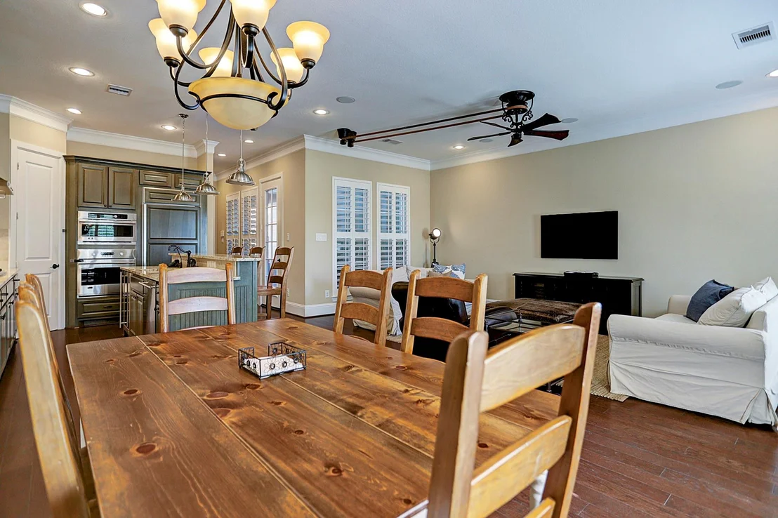 Photo of 31 E Breezy Way