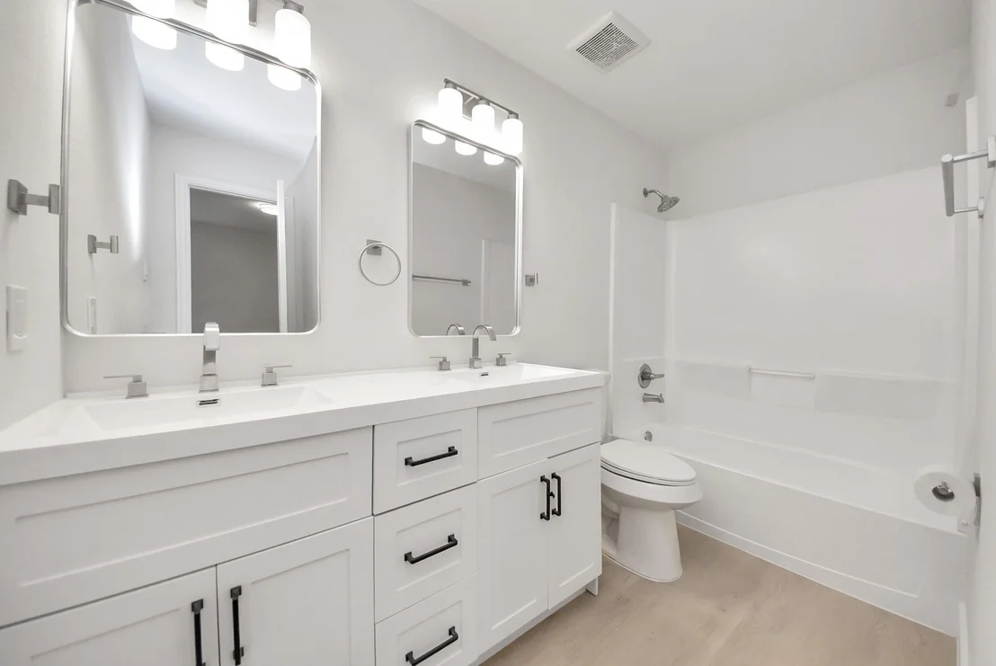 Photo of 16124 Brettwood Lane