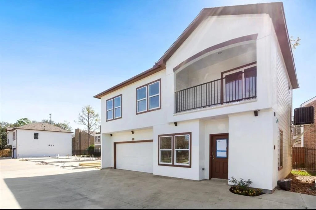 Photo of 11623 Waldemar Drive