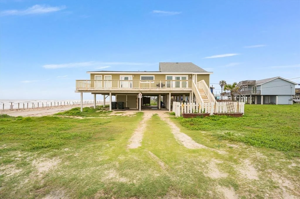 Photo of 12802 Bermuda Beach Drive