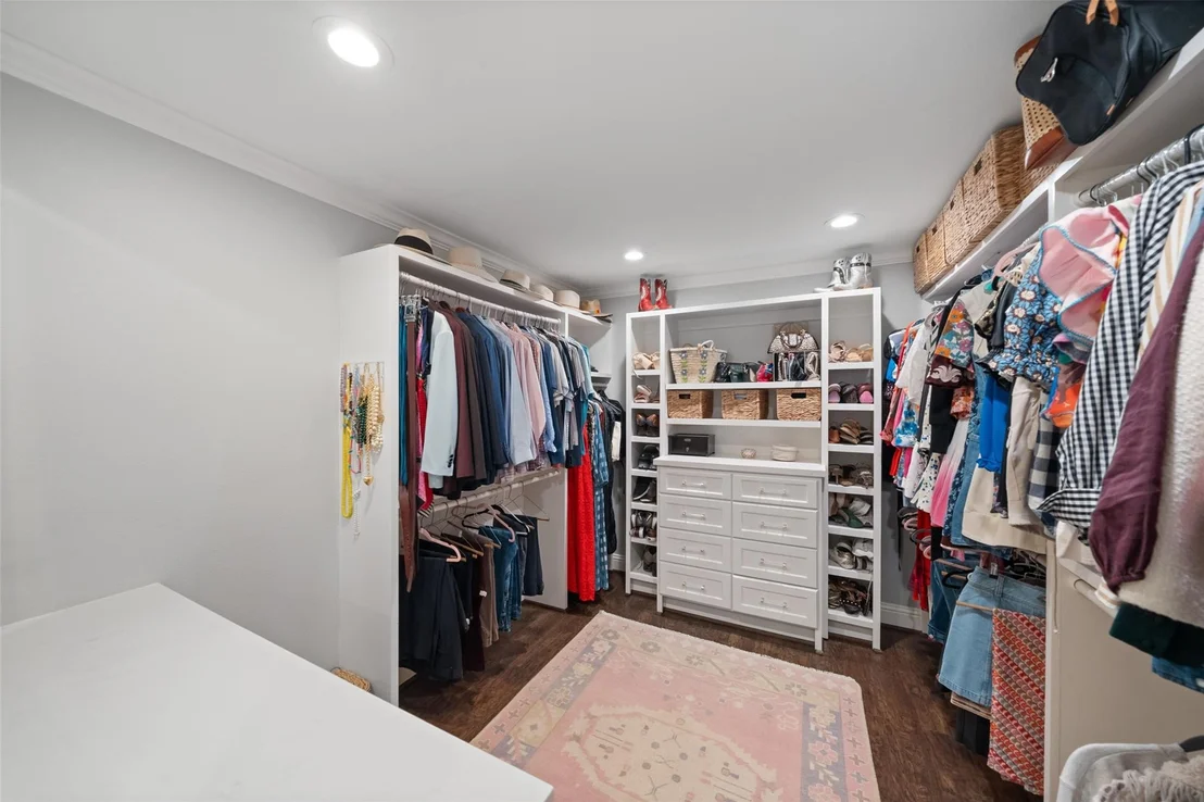 Photo of 14231 Carolcrest Drive