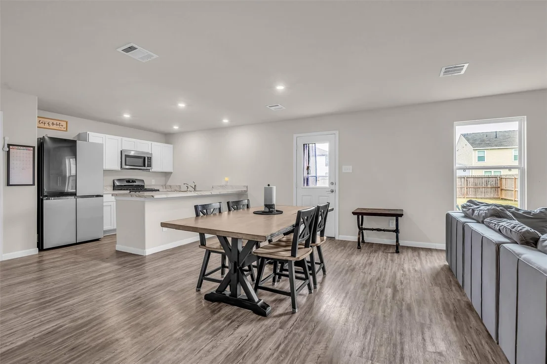 Photo of 83 Road 51028