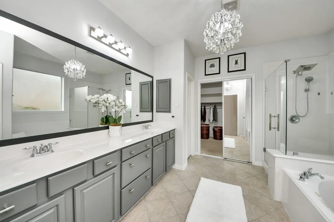 Photo of 11003 Leigh Woods Drive