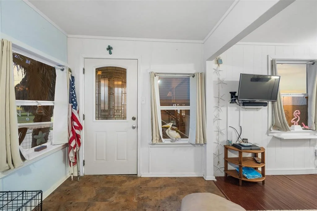 Photo of 385 Beachfront Drive
