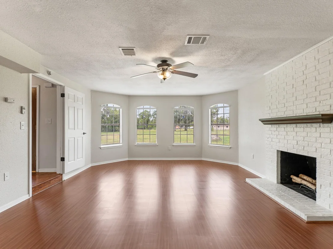 Photo of 1707 County Road 348