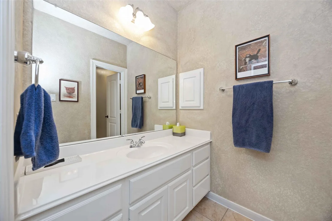 Photo of 27 Highclere Park Drive