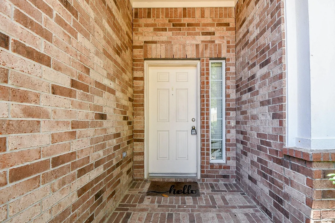 Photo of 24515 Colonial Birch Lane