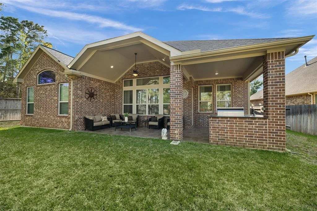 Photo of 523 Rolling Brook Lane