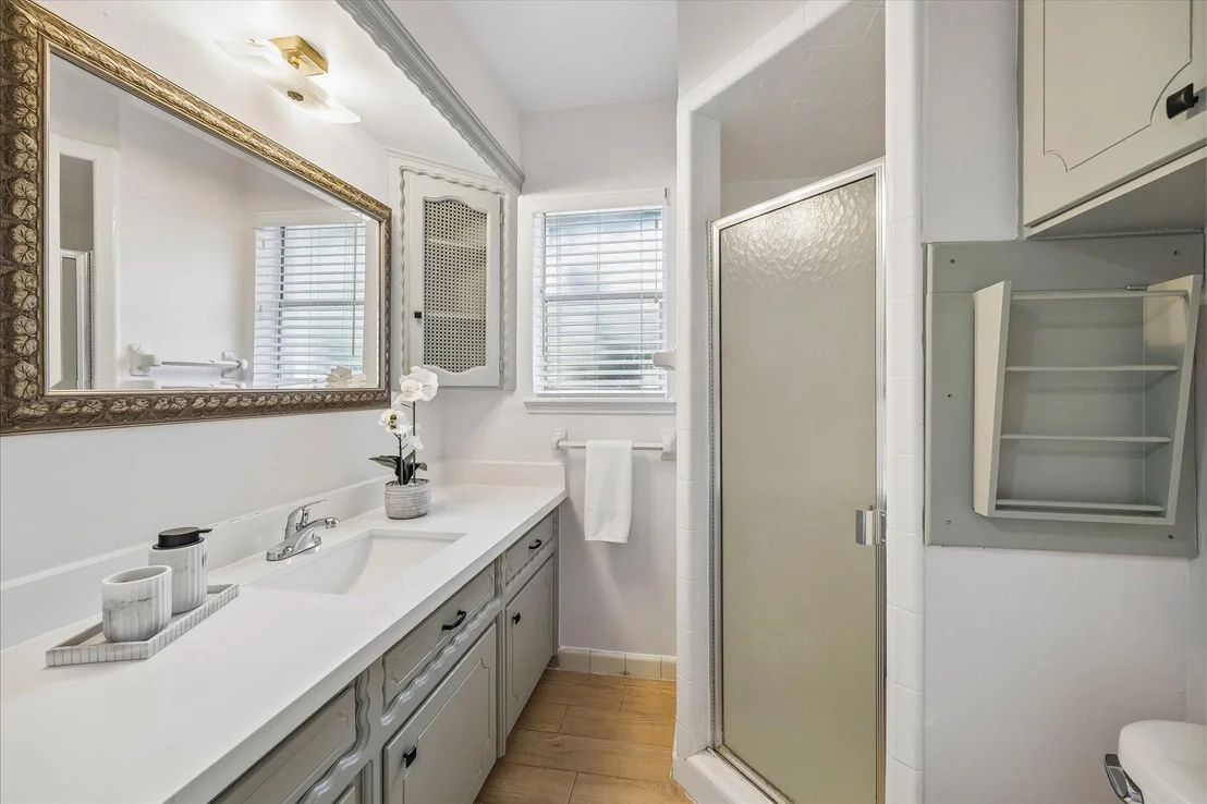 Photo of 11423 Valley Spring Drive