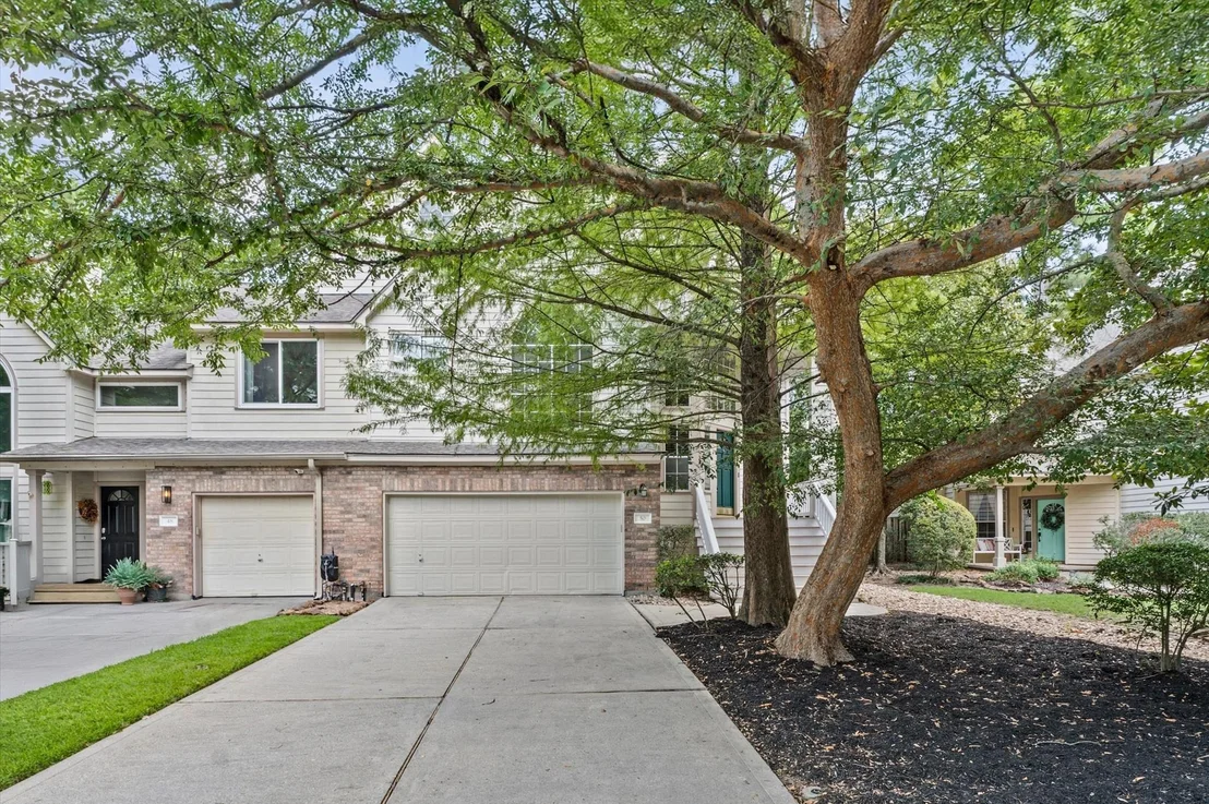 Photo of 50 Lakeridge Drive
