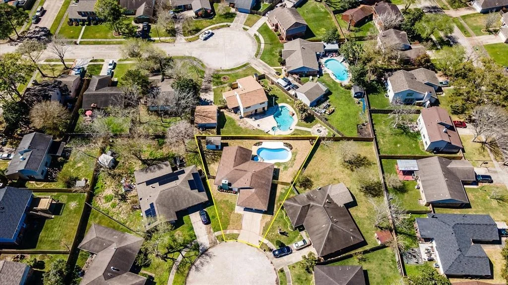 Photo of 403 Woodrail Drive