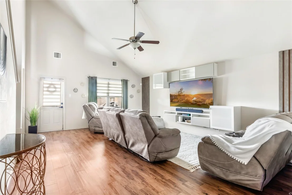 Photo of 1349 Lariat Ridge Trail