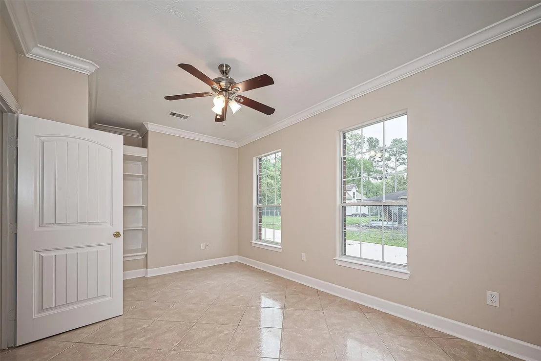 Photo of 2409 Spears Drive