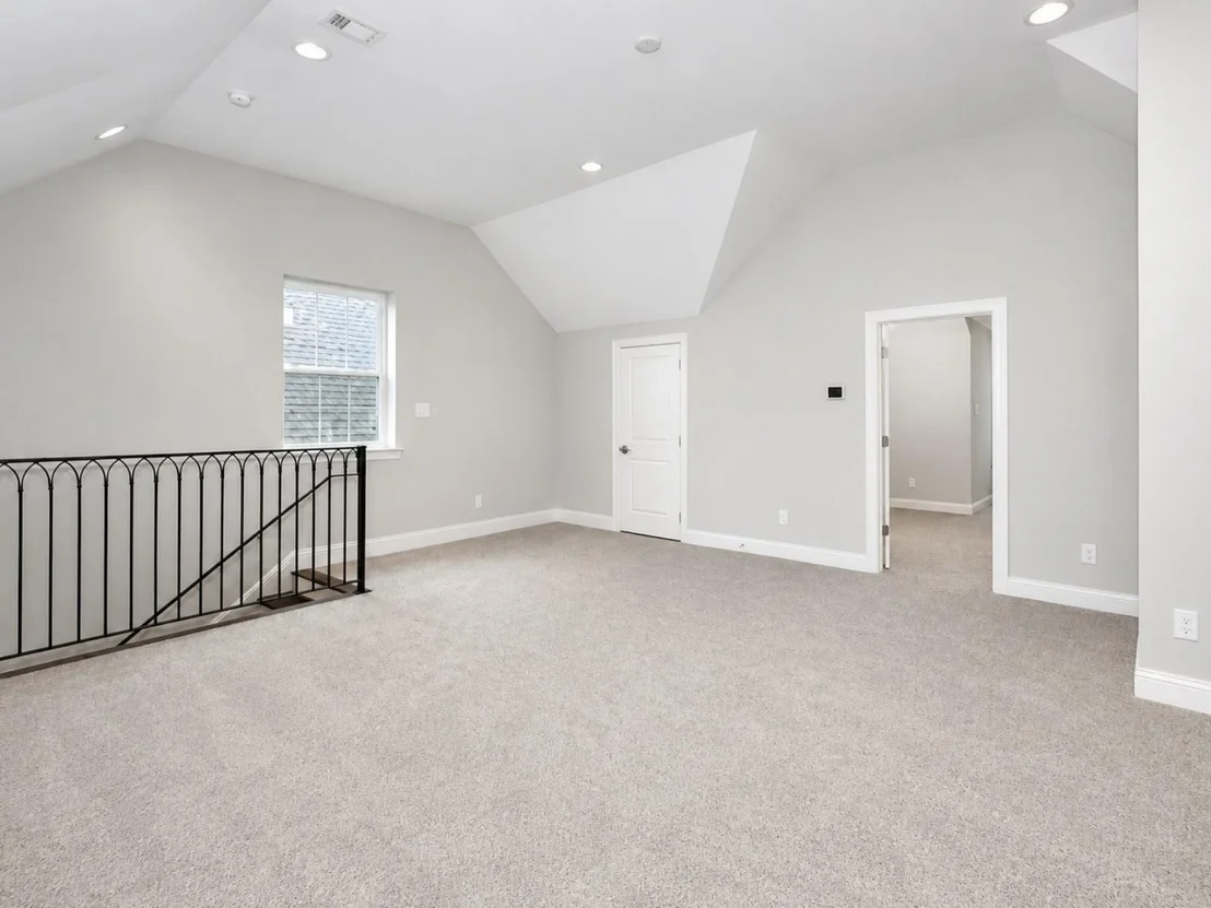 Photo of 215 Willow Street