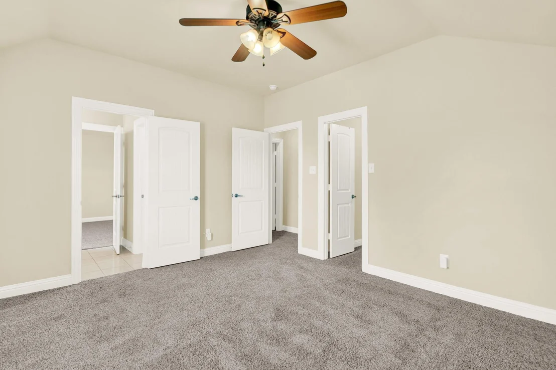 Photo of 9039 Charncross Lane