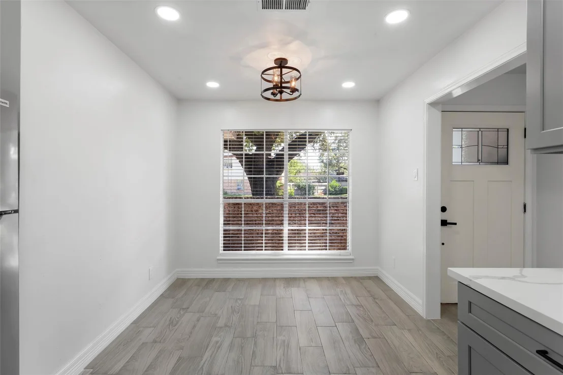 Photo of 3339 Spring Valley Road