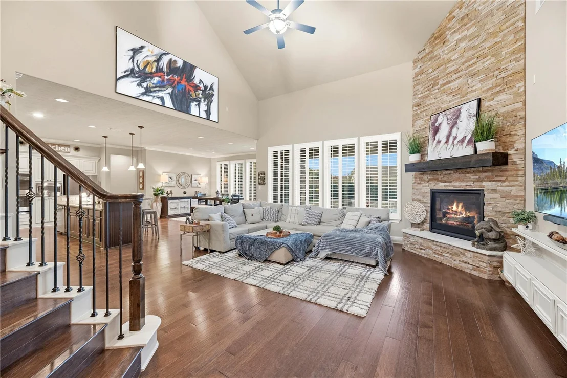 Photo of 19514 Meadow Lakes Drive