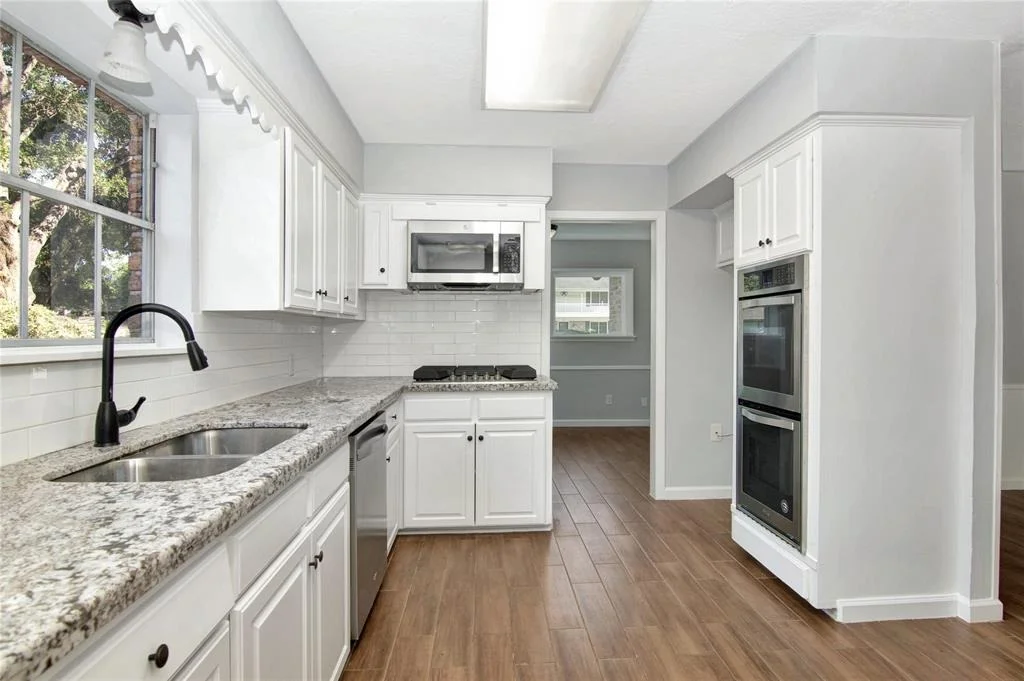 Photo of 427 Pebblebrook Drive