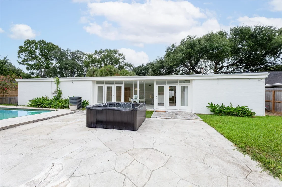 Photo of 10211 Willowgrove Drive