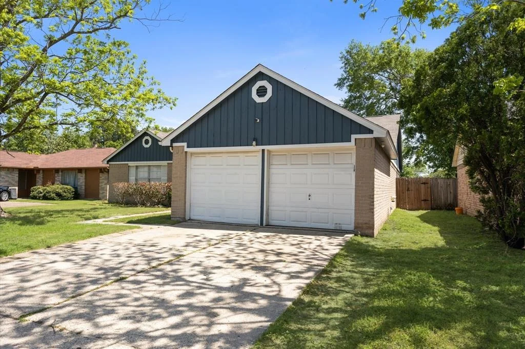 Photo of 20114 Lions Gate Drive