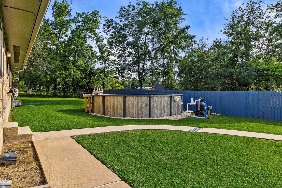 Photo of 188 Huckleberry Road