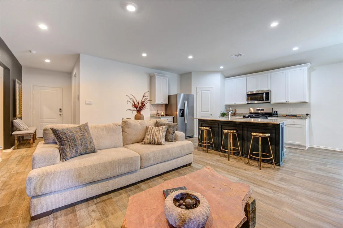 Photo of 4230 Berwick Park Lane